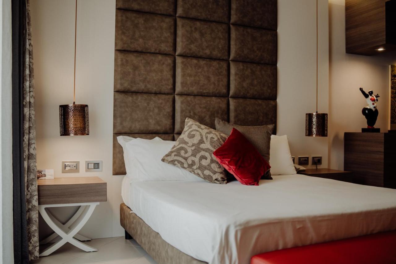 Hotel Niagara Катандзаро Экстерьер фото