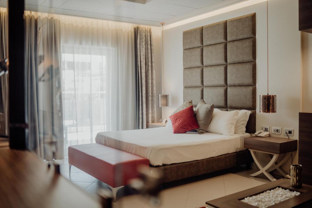 Hotel Niagara Катандзаро Экстерьер фото