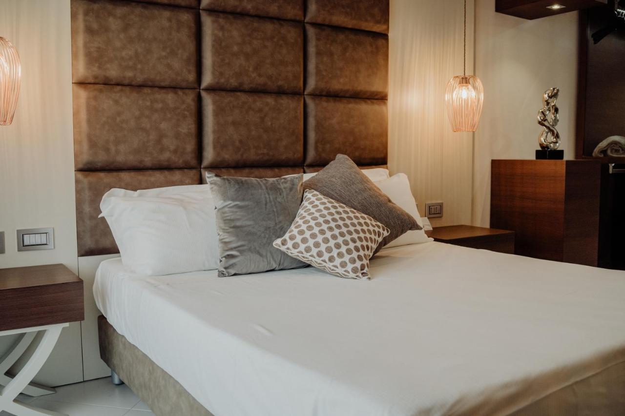 Hotel Niagara Катандзаро Экстерьер фото