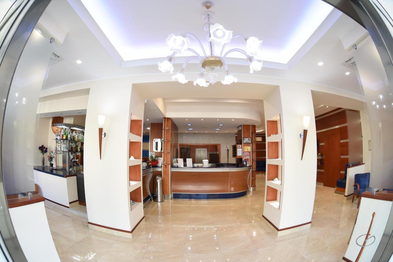 Hotel Niagara Катандзаро Экстерьер фото